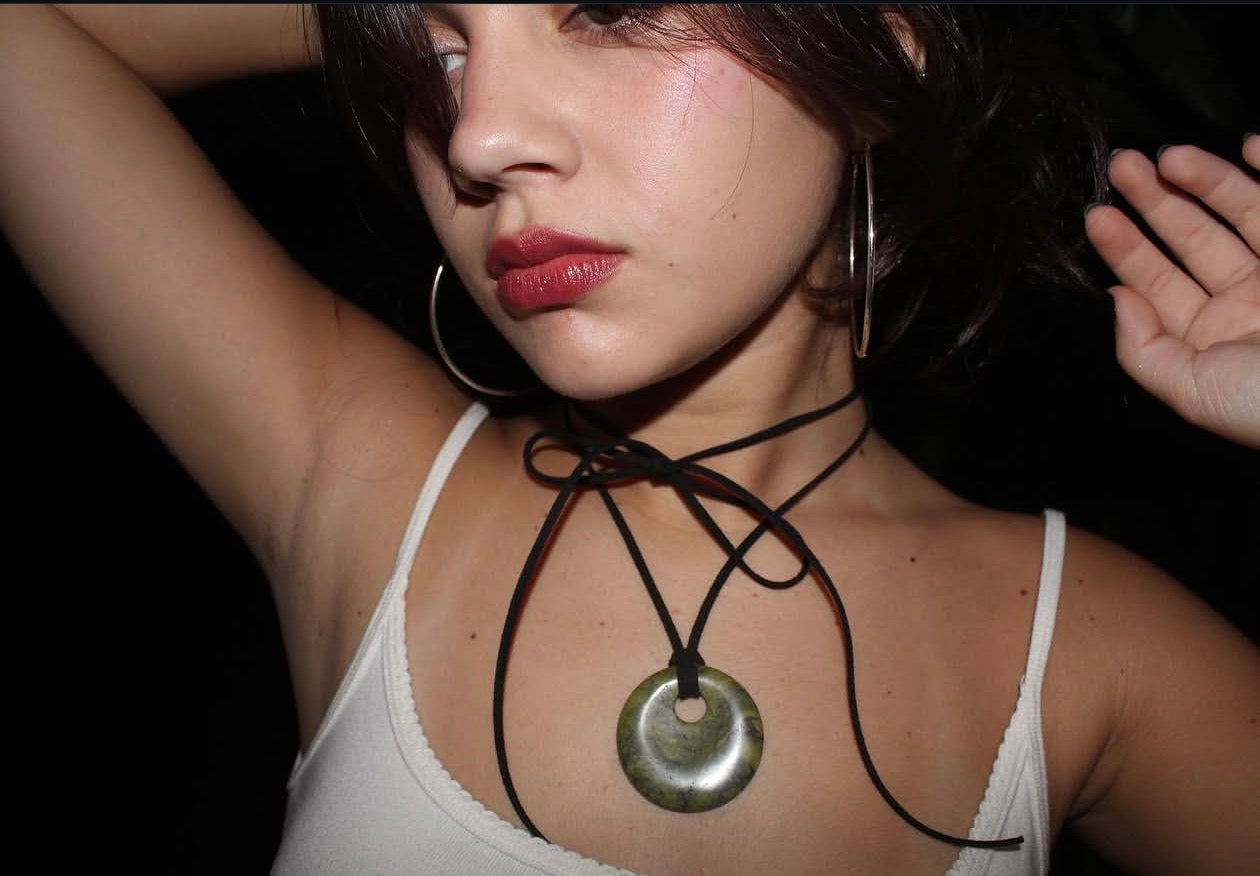 amuleto verde